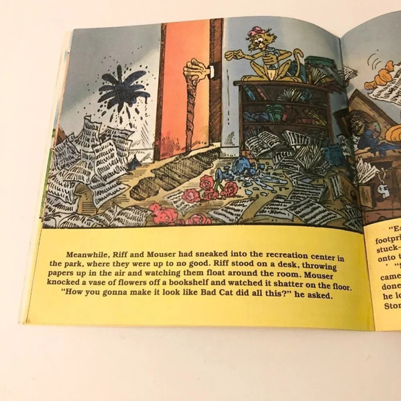 Vtg 1983 Bad Cat Movin In Book David Vincent Jack White - Picture 11 of 15